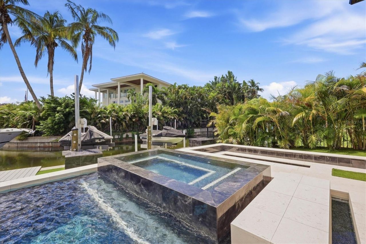3920 Roberts Point Road, Sarasota, FL 34242 Photo