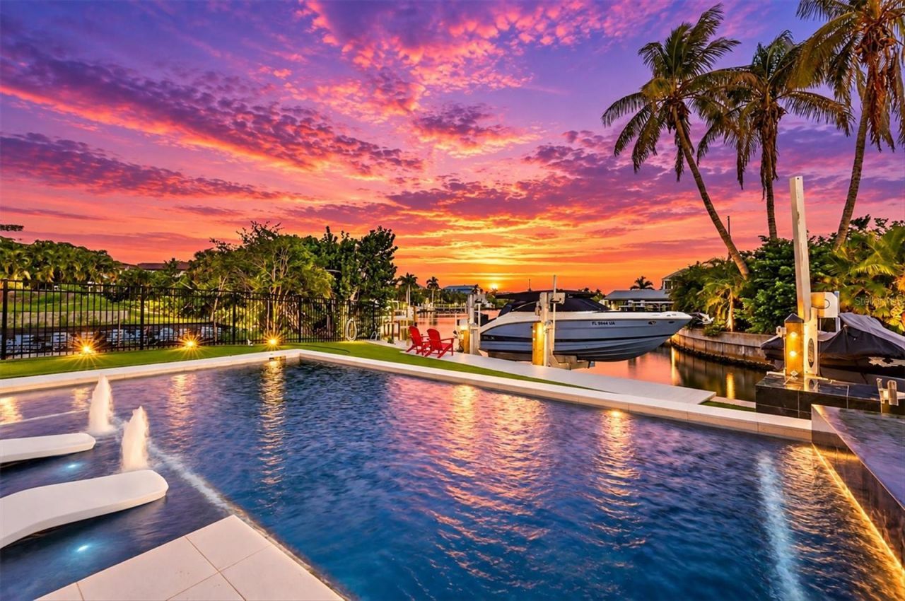 3920 Roberts Point Road, Sarasota, FL 34242 Photo