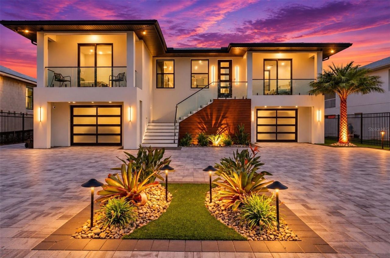 3920 Roberts Point Road, Sarasota, FL 34242 Photo