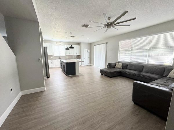 10313 STRATFORD POINTE AVENUE , ORLANDO, FL 32832