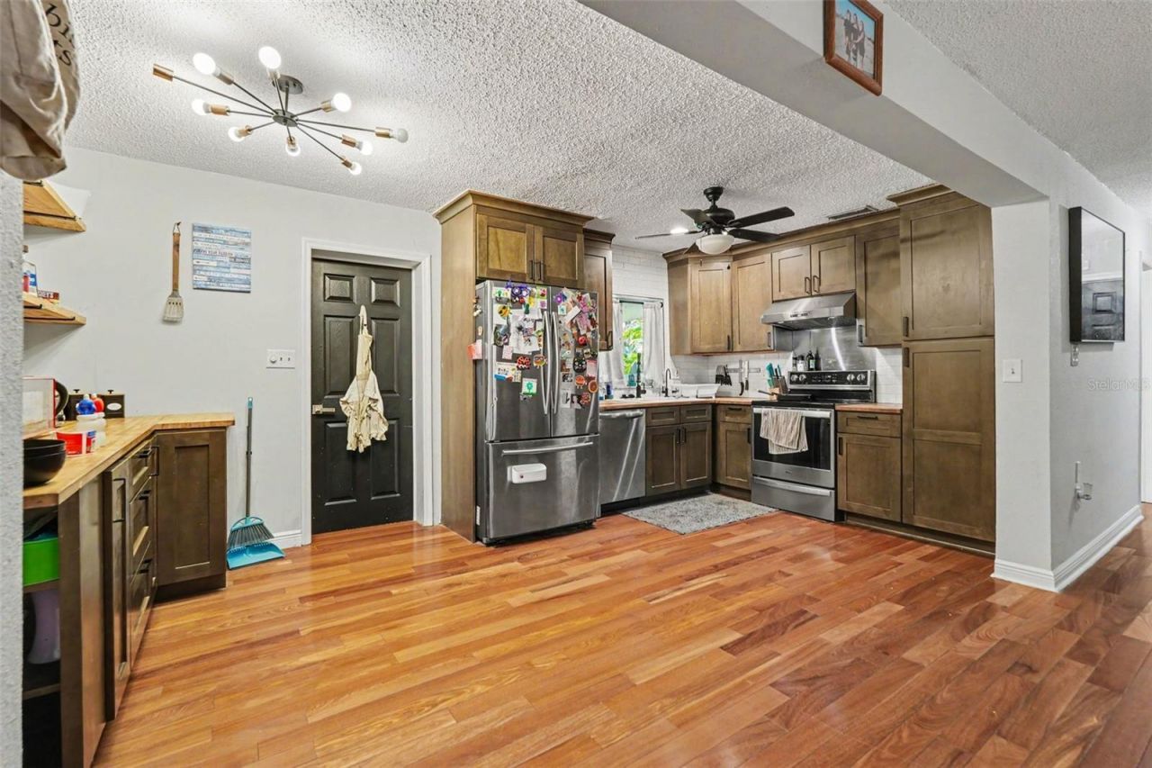 3022 Dartmouth Avenue N, Saint Petersburg, FL 33713 Photo