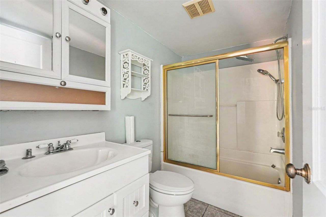3022 Dartmouth Avenue N, Saint Petersburg, FL 33713 Photo