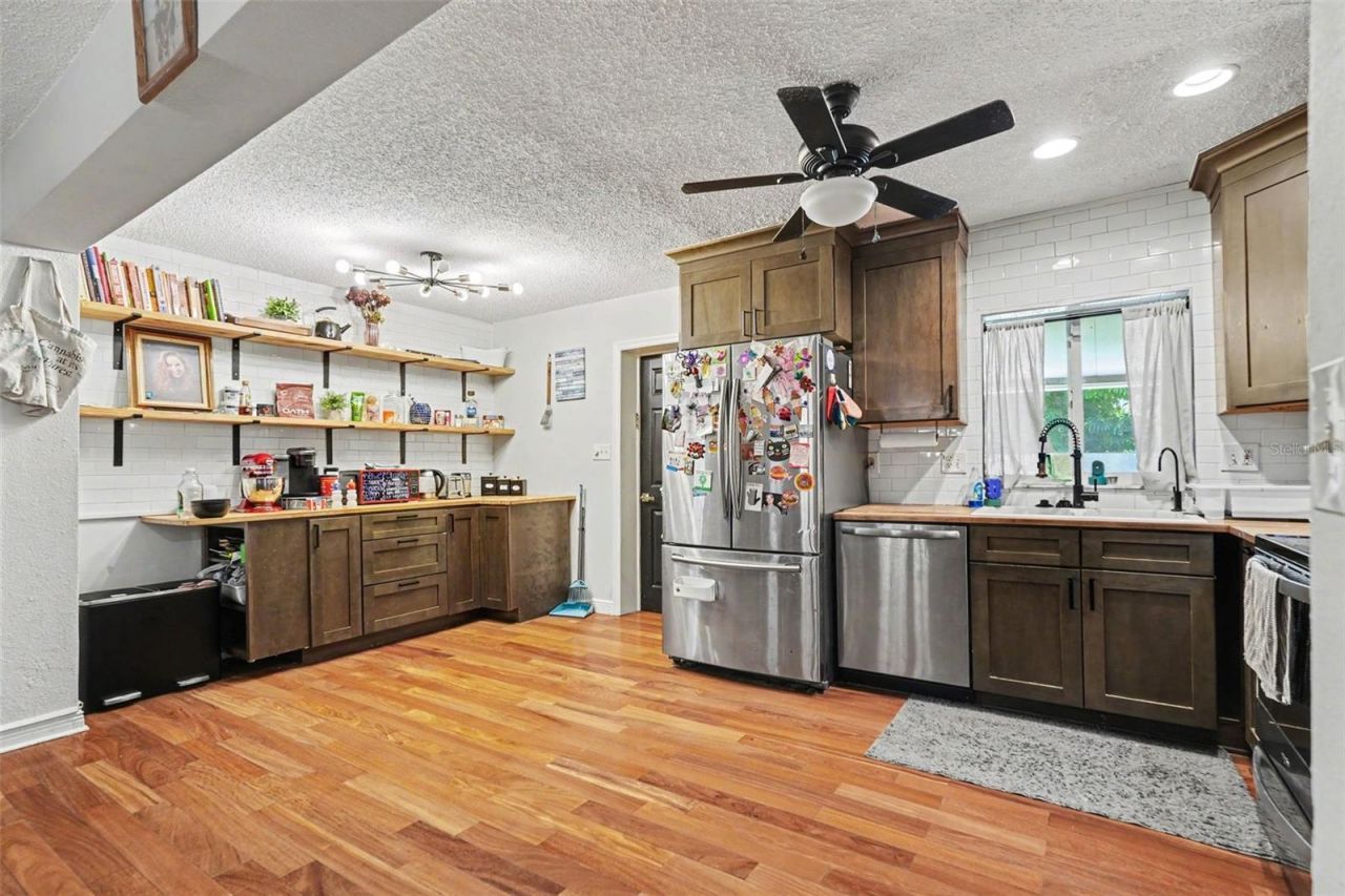 3022 Dartmouth Avenue N, Saint Petersburg, FL 33713 Photo