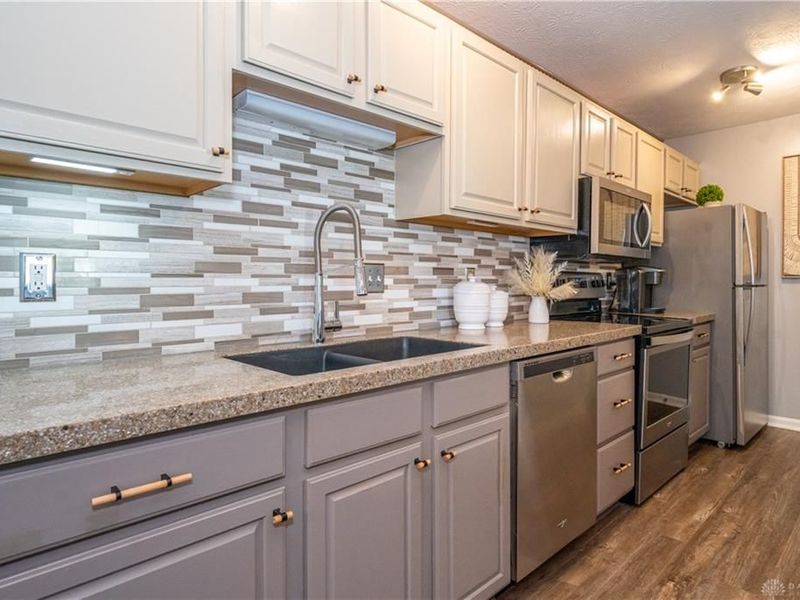 2630 Netherland Drive, Unit 104, Beavercreek, OH 45431 Photo 14