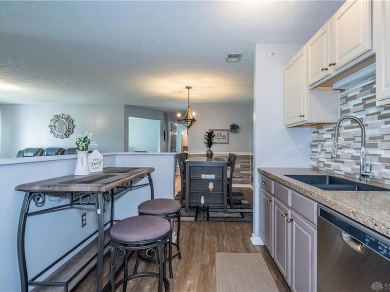 2630 Netherland Drive, Unit 104, Beavercreek, OH 45431 Photo 18