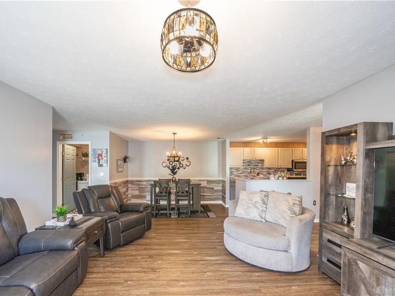 2630 Netherland Drive, Unit 104, Beavercreek, OH 45431 Photo 3