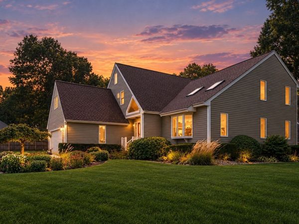 36 Noreast Dr, Bourne, MA 02562