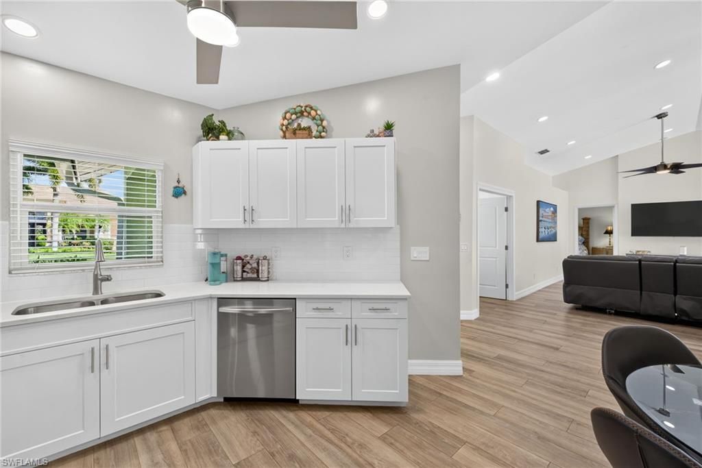 11055 Longshore Way W, Naples, FL 34119 Photo