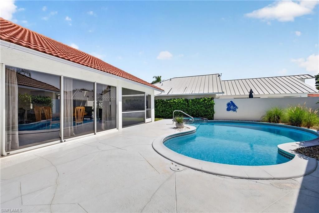 11055 Longshore Way W, Naples, FL 34119 Photo