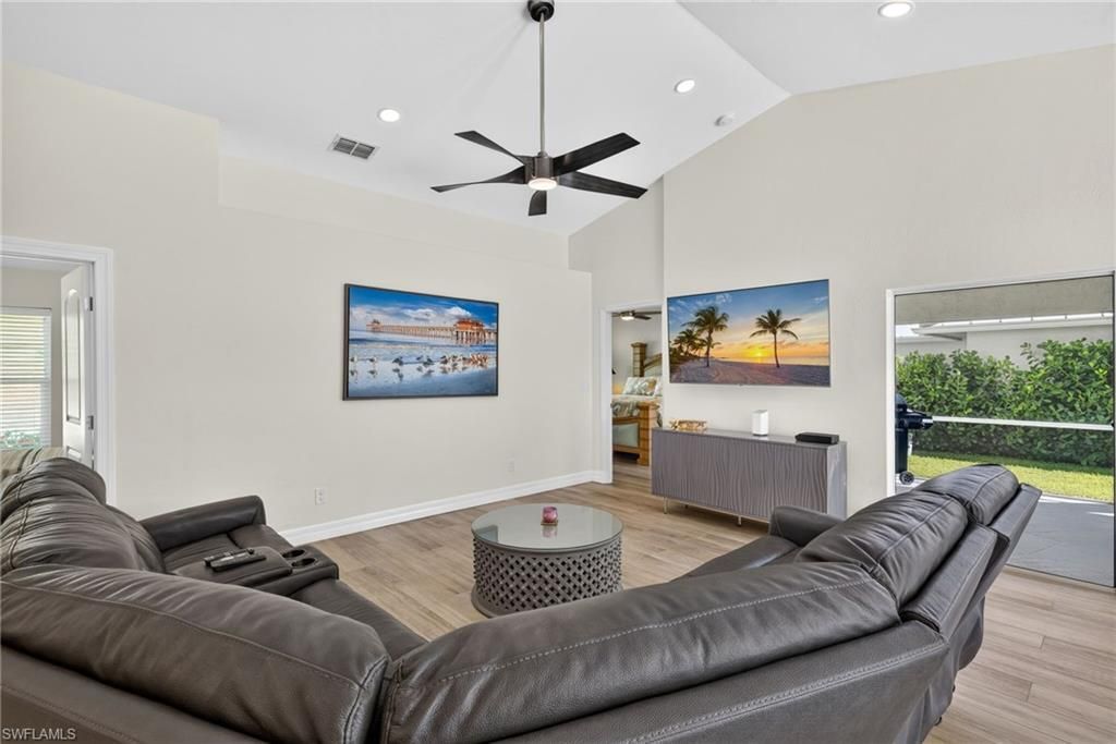 11055 Longshore Way W, Naples, FL 34119 Photo