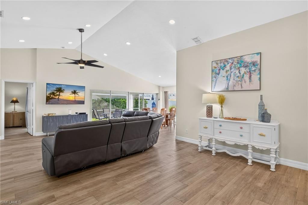 11055 Longshore Way W, Naples, FL 34119 Photo