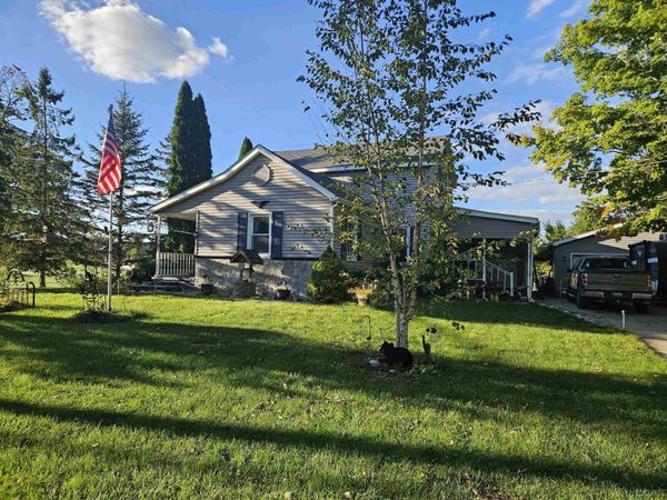 301 West , Hudson, MI 49247