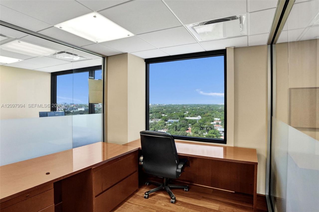 4770 Biscayne Blvd , Unit PH000, Miami, FL 33137 Photo