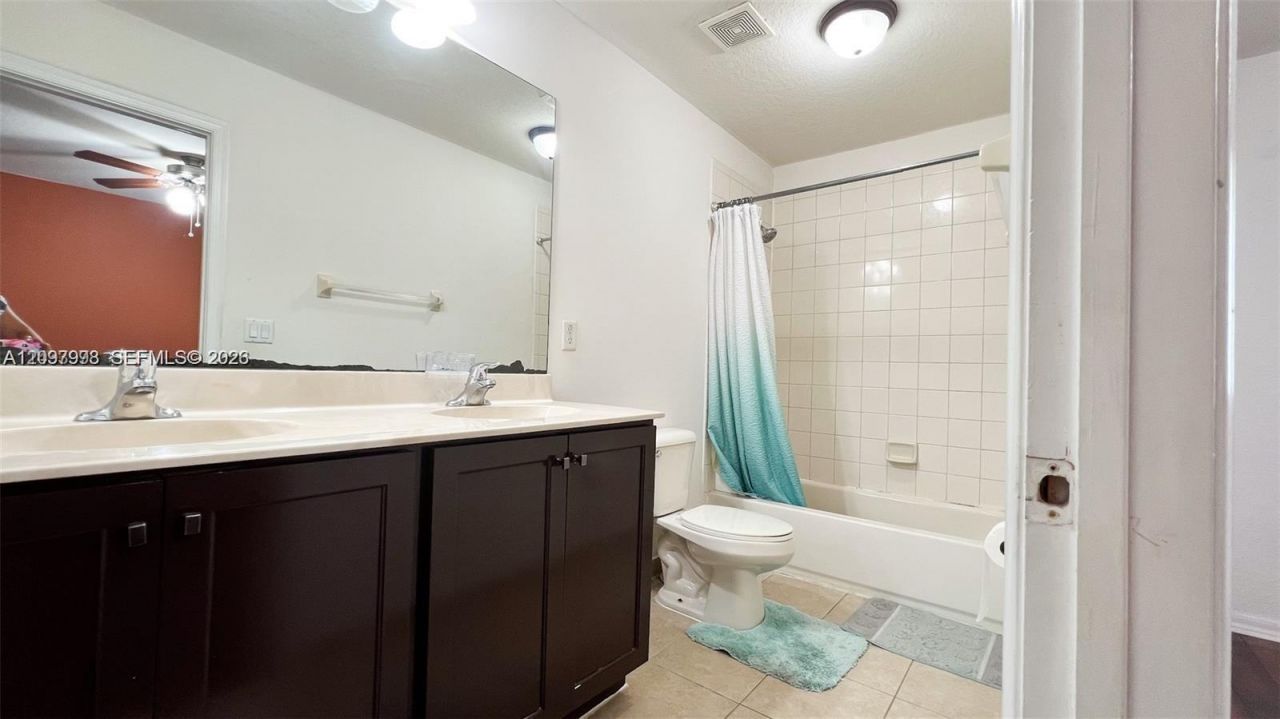 8974 Lancaster St , Tamarac, FL 33321 Photo