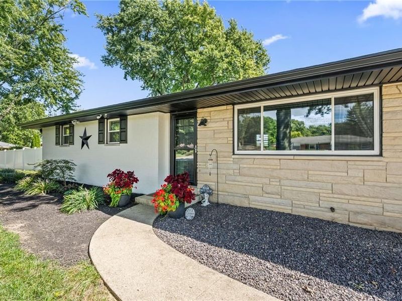 112 Summerhaven Road, Beavercreek, OH 45440 Photo 2