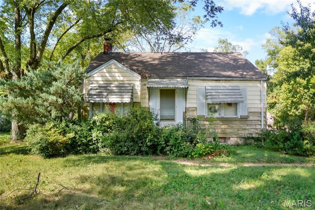 9847 Ventura Drive , Saint Louis, MO 63136 Main Photo