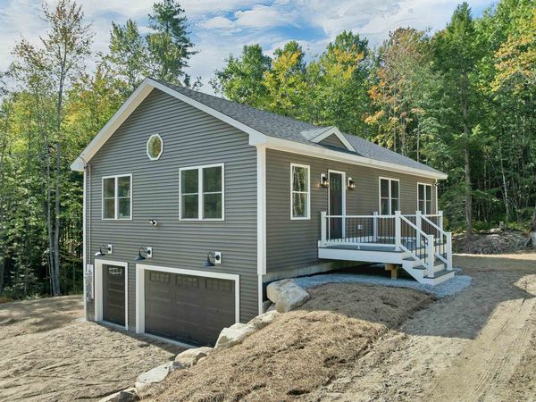 4 John's Terrace, Ossipee, NH 03864