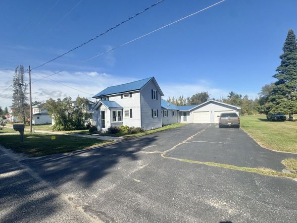 615 Duncan Avenue, Cheboygan, MI 49721