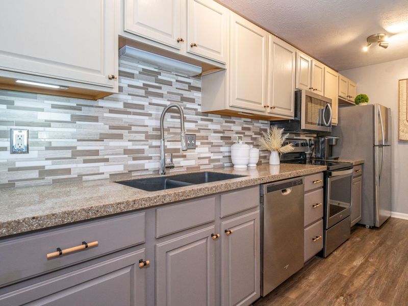 2630 Netherland Drive, Unit 104, Beavercreek, OH 45431 Photo 14