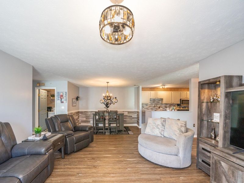 2630 Netherland Drive, Unit 104, Beavercreek, OH 45431 Photo 3