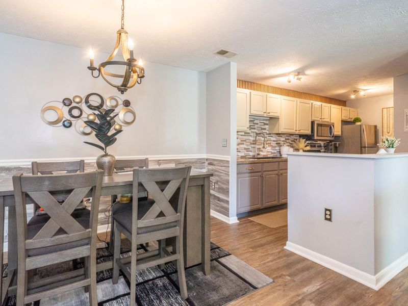 2630 Netherland Drive, Unit 104, Beavercreek, OH 45431 Photo 6