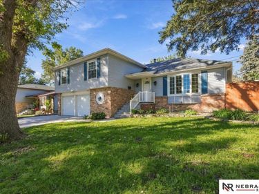 304 Sherry Drive, Bellevue, NE 68005