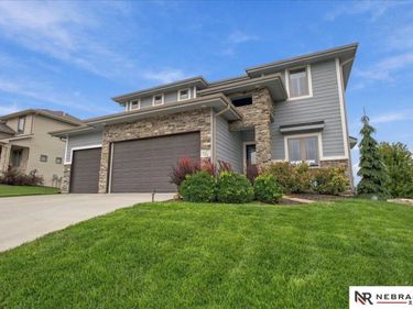 11723 S 109th Street, Papillion, NE 68046