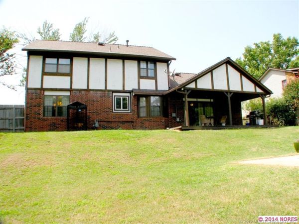 2502 W Driftwood Drive , Claremore, OK 74017