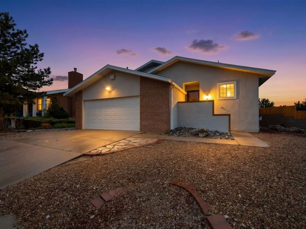 13800 Paseo Vista NE, Albuquerque, NM 87123