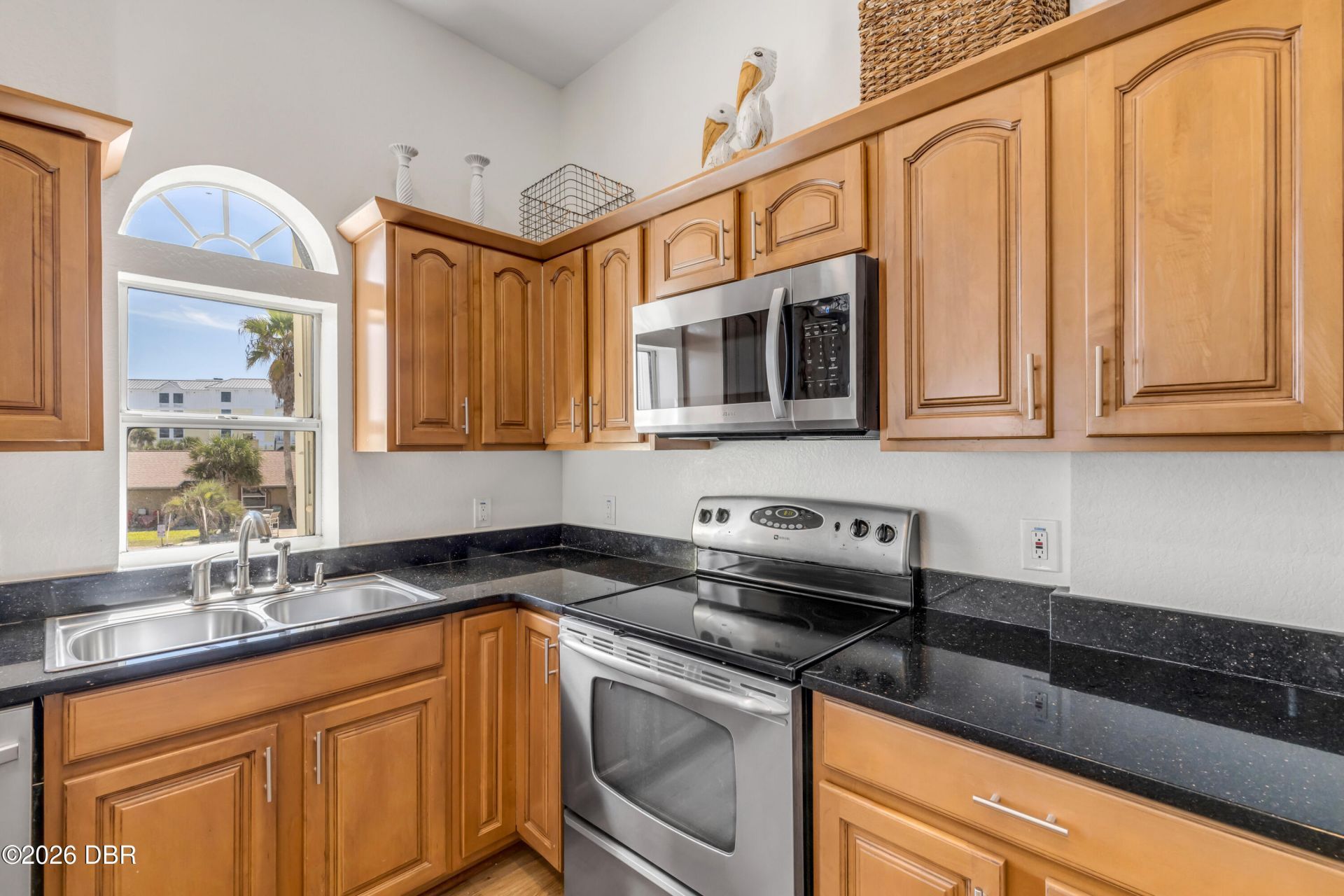 530 Esther Street, New Smyrna Beach, FL 32169 Photo
