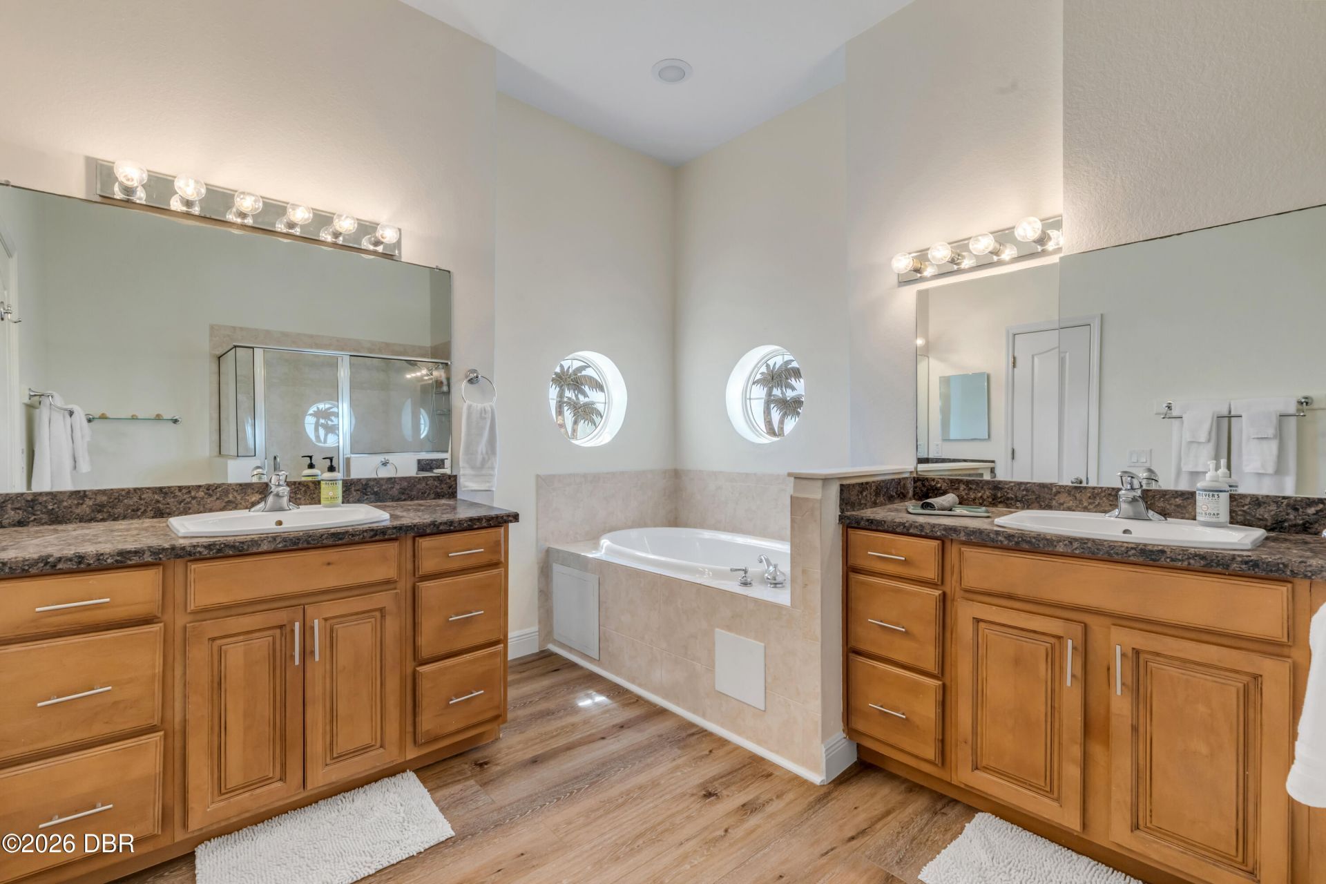 530 Esther Street, New Smyrna Beach, FL 32169 Photo