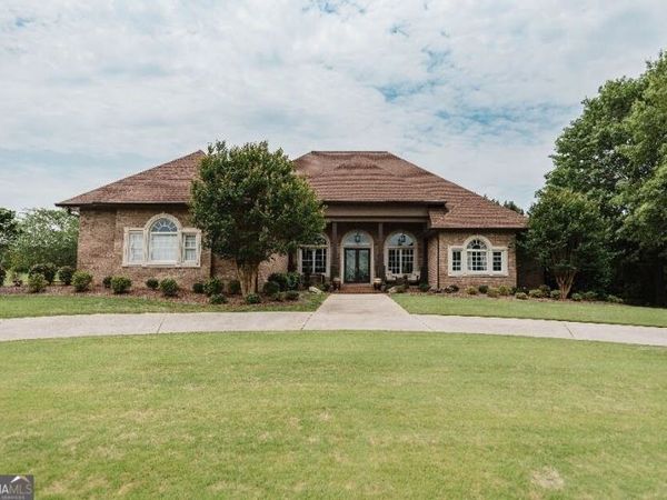 605 Birkdale Boulevard, Carrollton, GA 30116