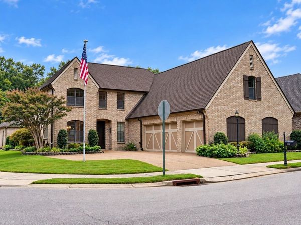 3240 SEA RAY LN, Lakeland, TN 38002