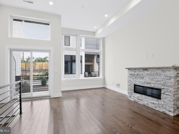 2527 GRADUATE SQUARE , PHILADELPHIA, PA 19146