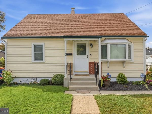 713 COOPER STREET, FLORENCE, NJ 08518