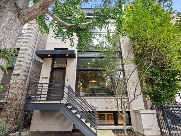 1940 W Wabansia Avenue , Chicago, IL 60622