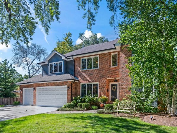 1216 N Yale Avenue, Arlington Heights, IL 60004