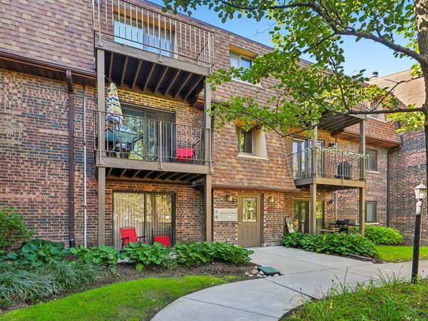 1406 S Fairfield Avenue , Unit 49B, Lombard, IL 60148