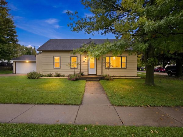 416 W Florence Street, Cambria, WI 53923