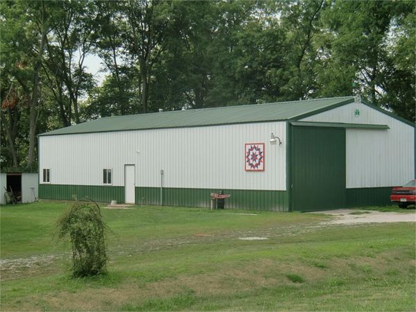 2299 BURLINGTON, Muscatine, IA 52761