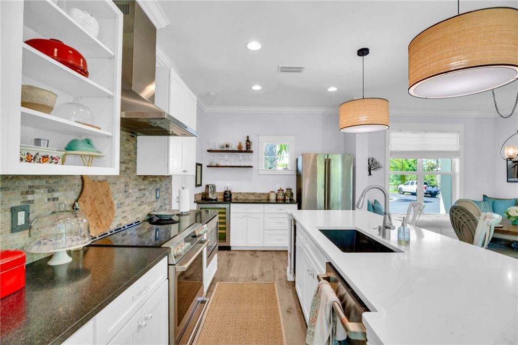 3932 Shoreside Drive, Hutchinson Island, FL 34949 Photo