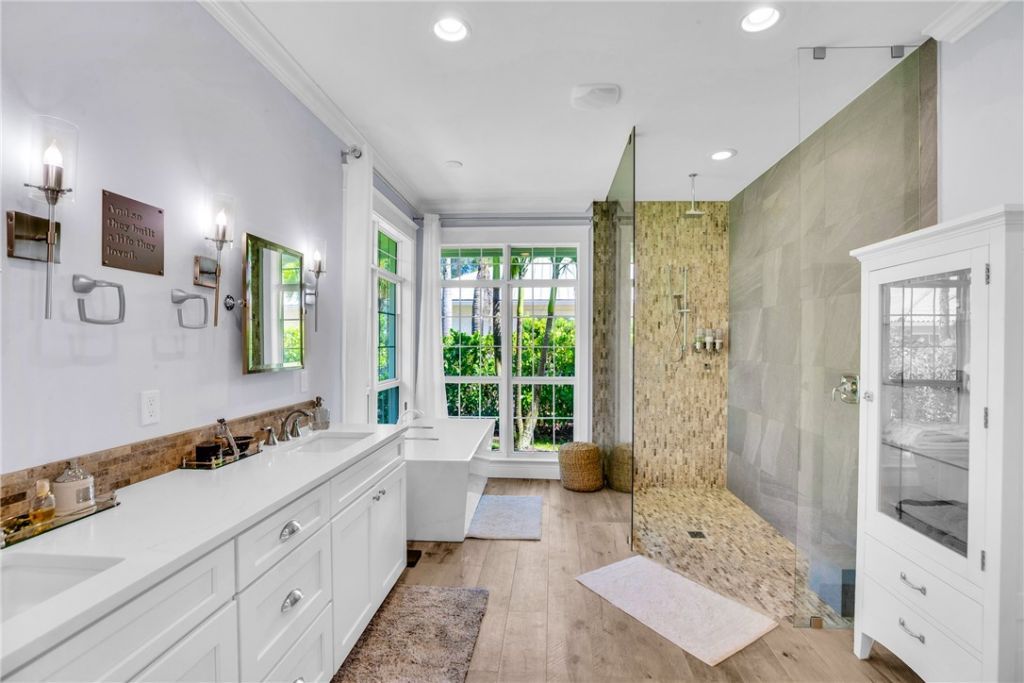 3932 Shoreside Drive, Hutchinson Island, FL 34949 Photo