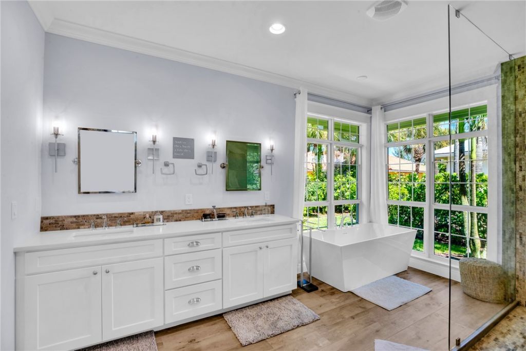 3932 Shoreside Drive, Hutchinson Island, FL 34949 Photo