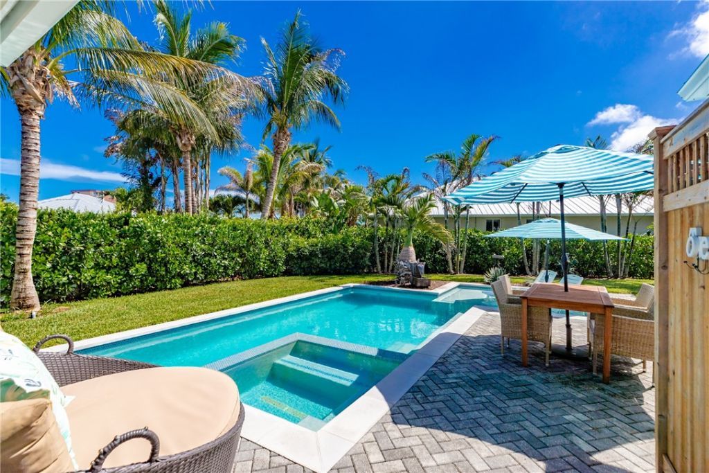 3932 Shoreside Drive, Hutchinson Island, FL 34949 Photo