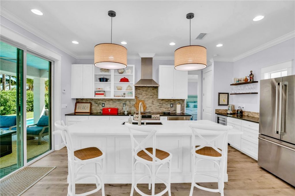3932 Shoreside Drive, Hutchinson Island, FL 34949 Photo