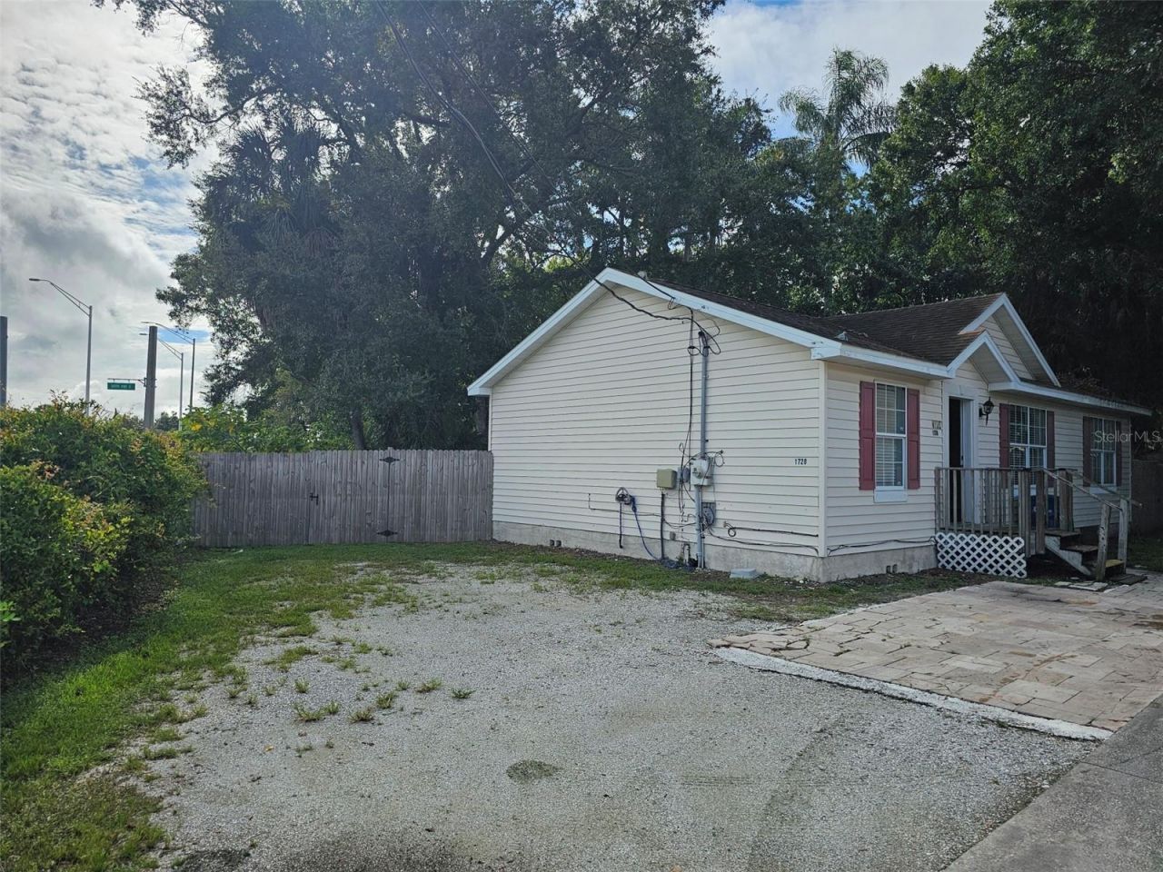 1720 30th Avenue E, Bradenton, FL 34208 Photo