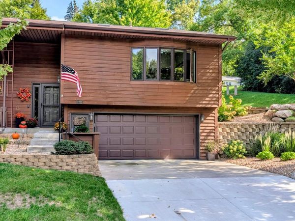 1202 Oak Drive, Montevideo, MN 56265