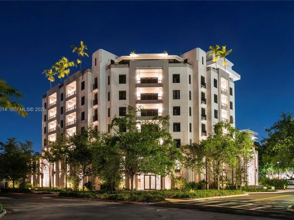 701 Valencia Ave , Unit 301, Coral Gables, FL 33134