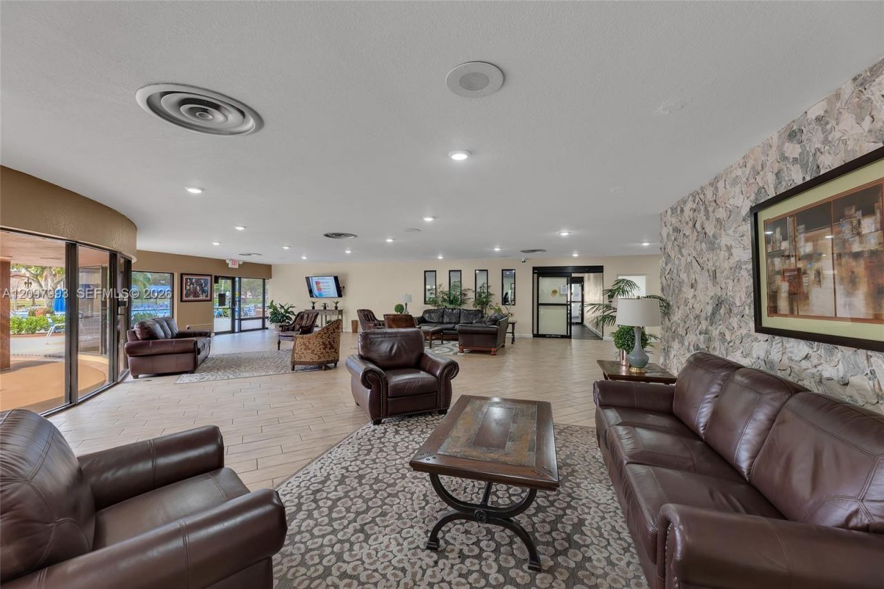 2793 NW 104th Ave, Unit 401, Sunrise, FL 33322 Photo