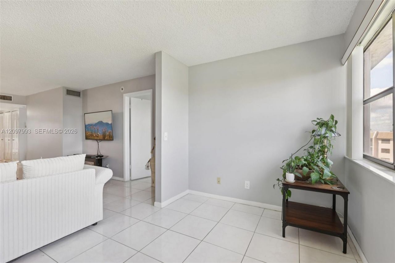 2793 NW 104th Ave, Unit 401, Sunrise, FL 33322 Photo